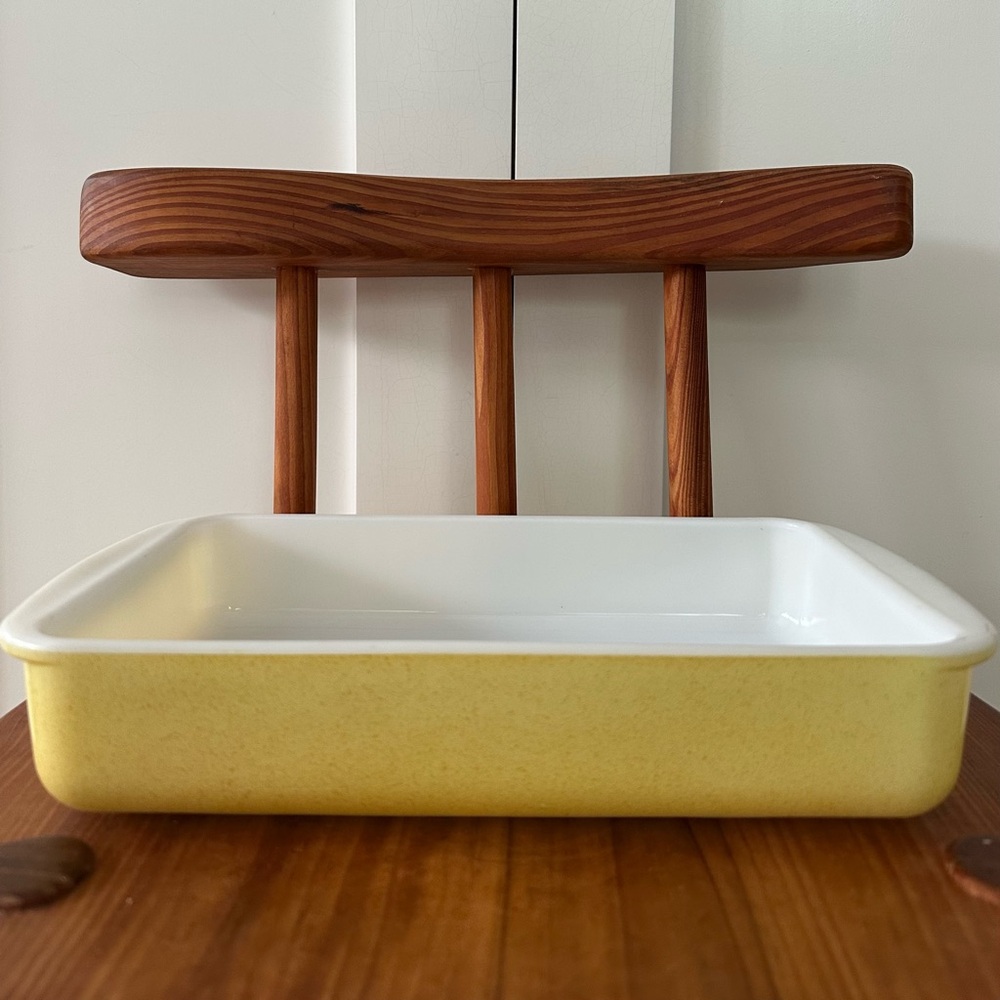 Vintage Pyrex 231 Yellow Speckled Desert Dawn Baking Dish 1 1/2Q Bakeware